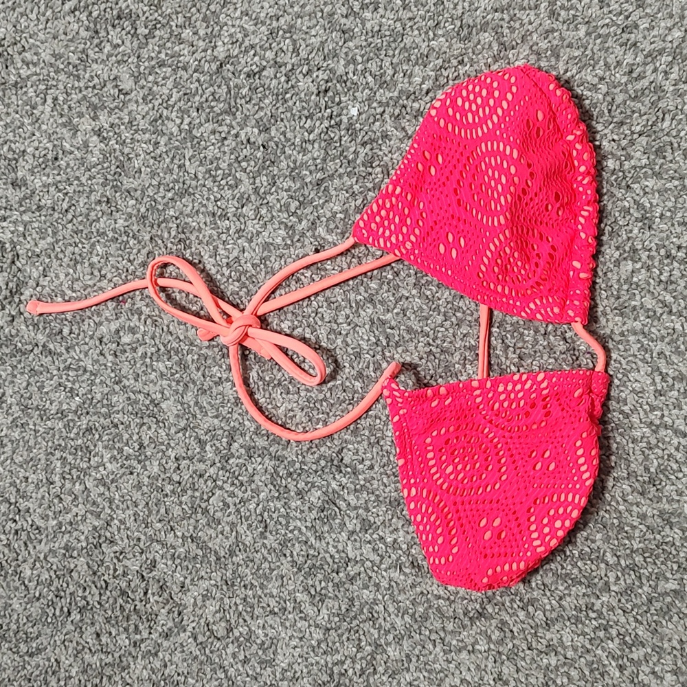 Must Bundle! Crochet Coral Bikini Top